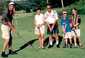 http://www.golfsweden.com/vasterasgk/images/school.jpg (27012 bytes)